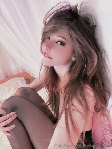 belle delphine sexy face close up onlyfans video leaked wcgmfe 364x485 1